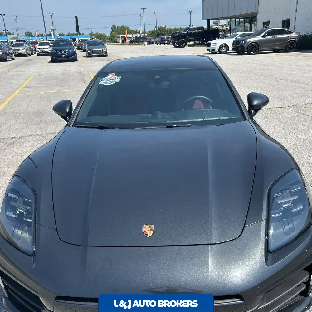 2025 Porsche Panamera 4 E-Hybrid
