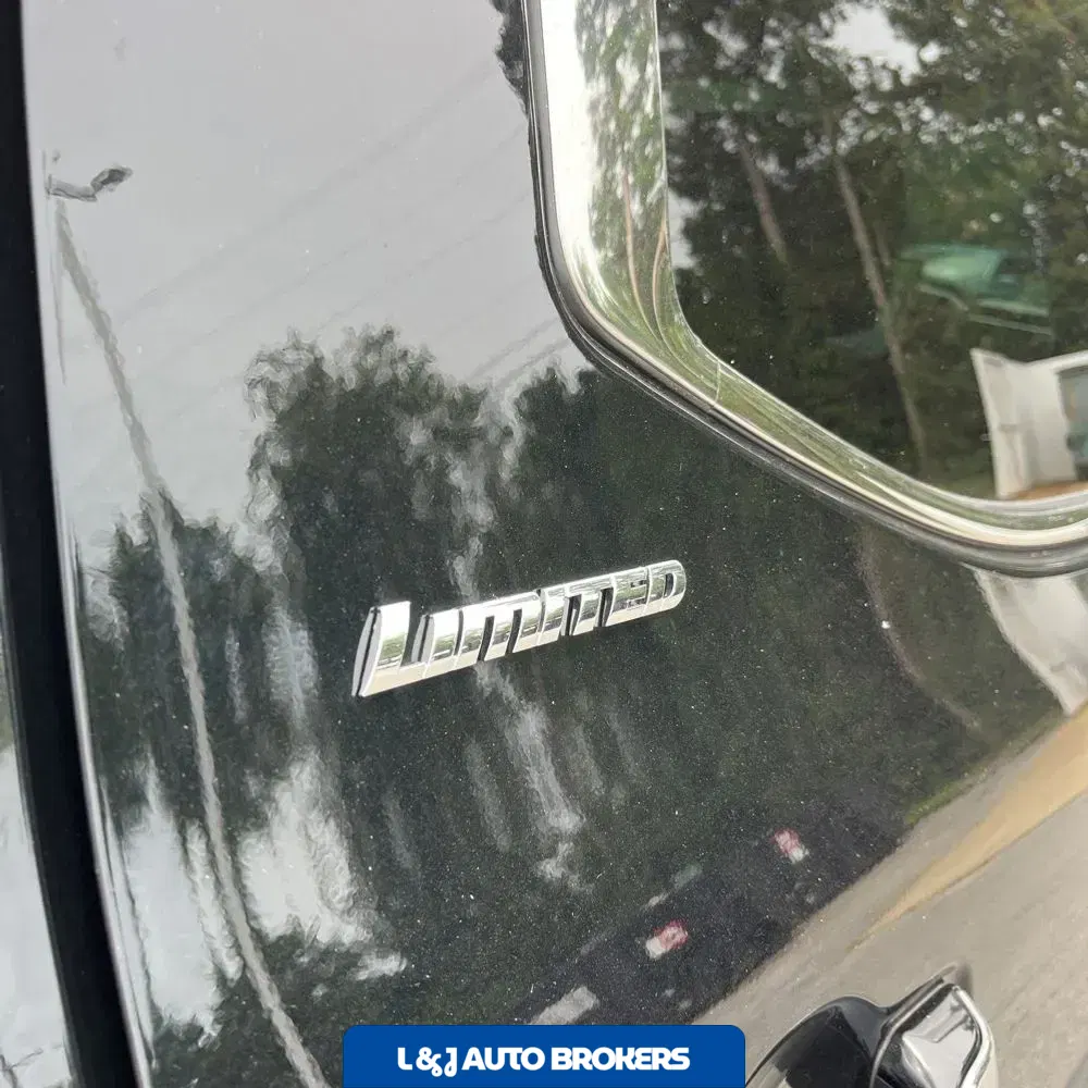 2025 Toyota Tundra Limited HV