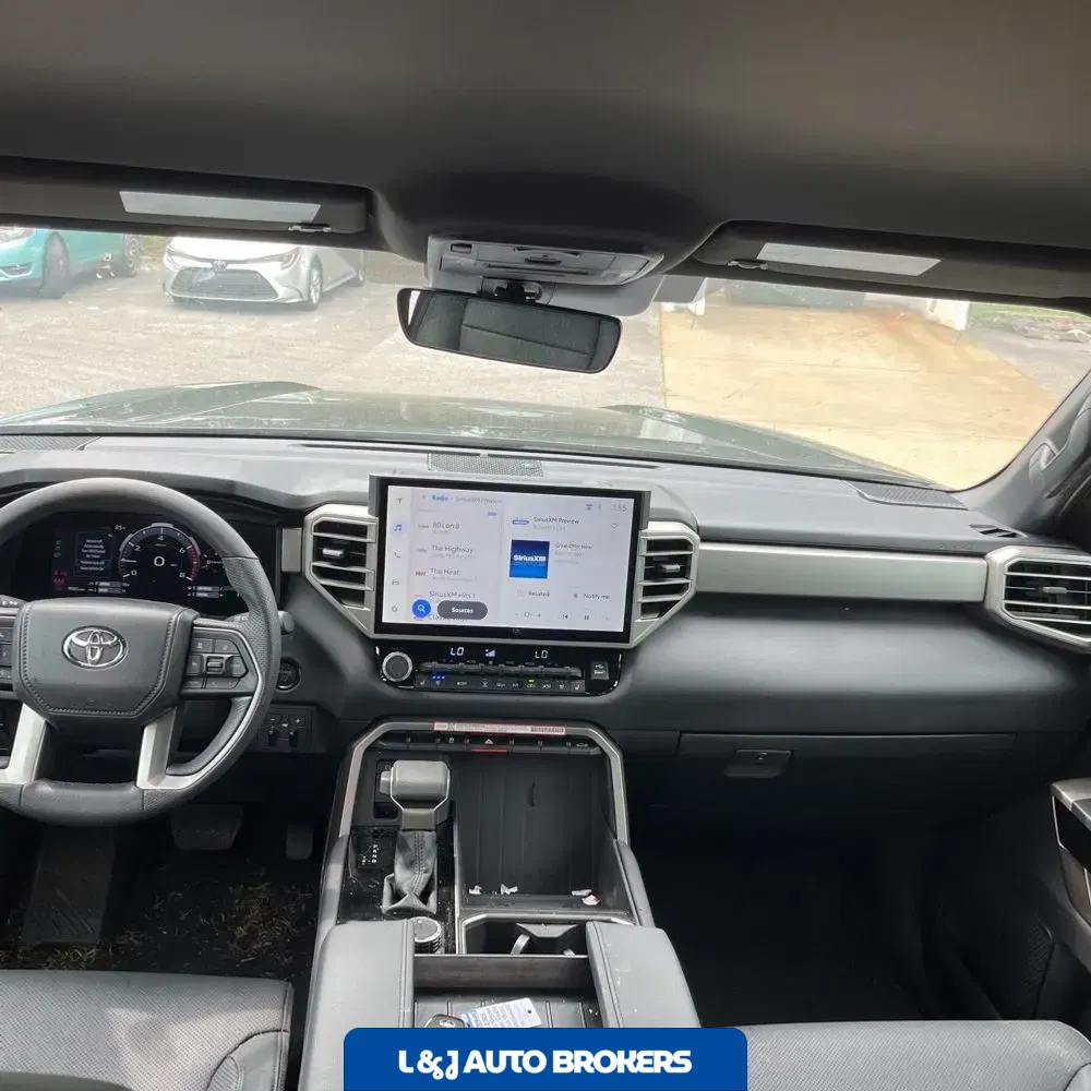 2025 Toyota Tundra Limited HV