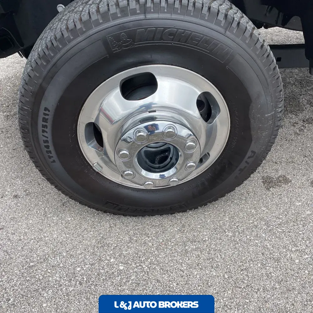 2024 Ford S/D C/C F350 XL