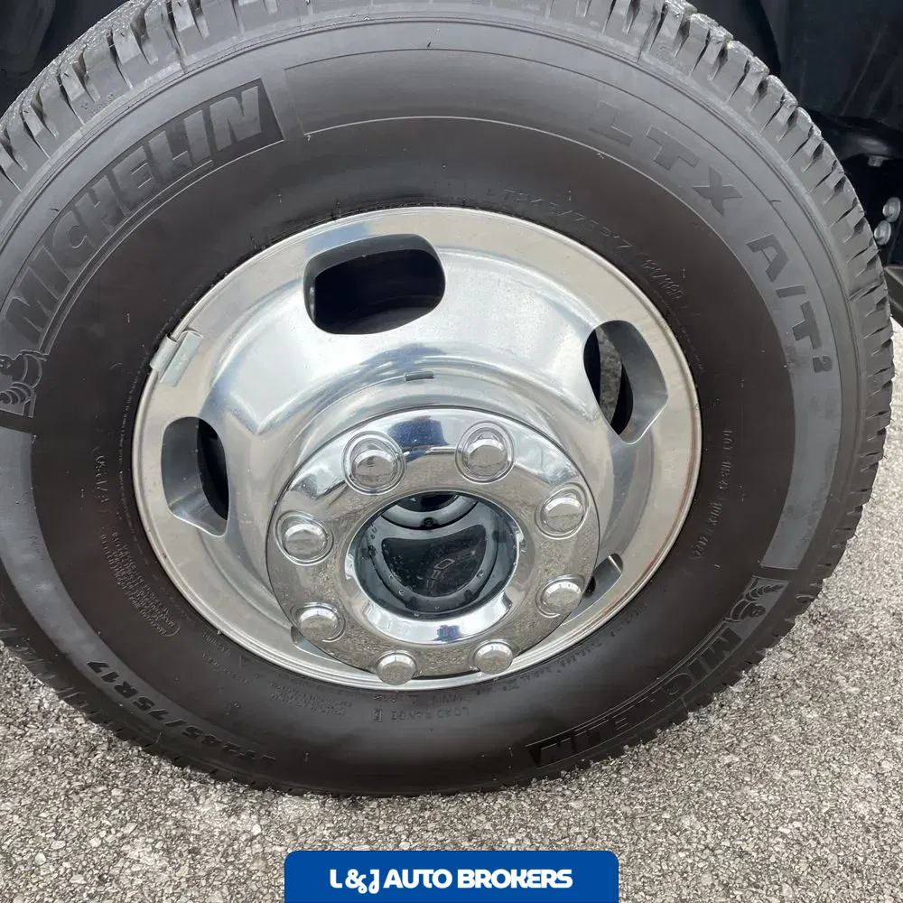 2024 Ford S/D C/C F350 XL