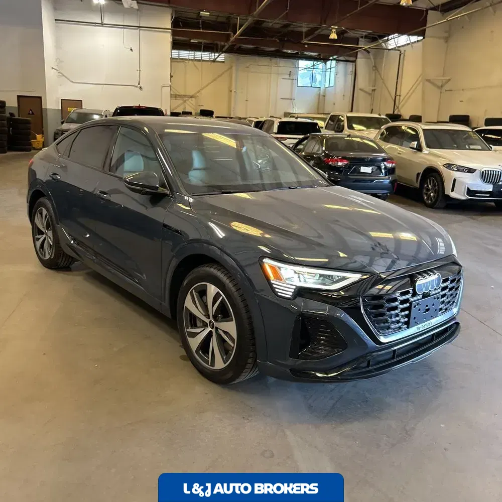 2024 Audi Q8 e-tron S-Line Prem