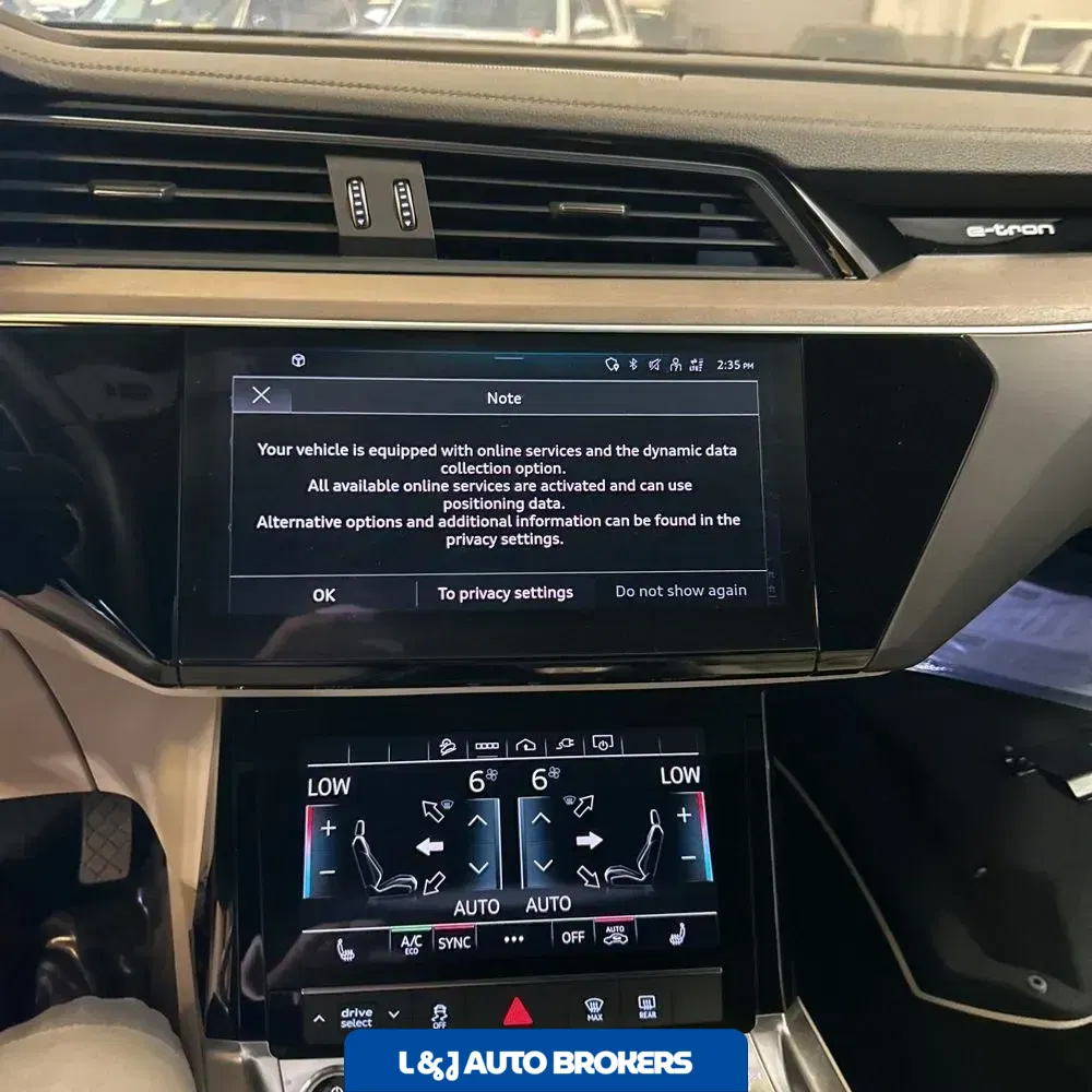 2024 Audi Q8 e-tron S-Line Prem