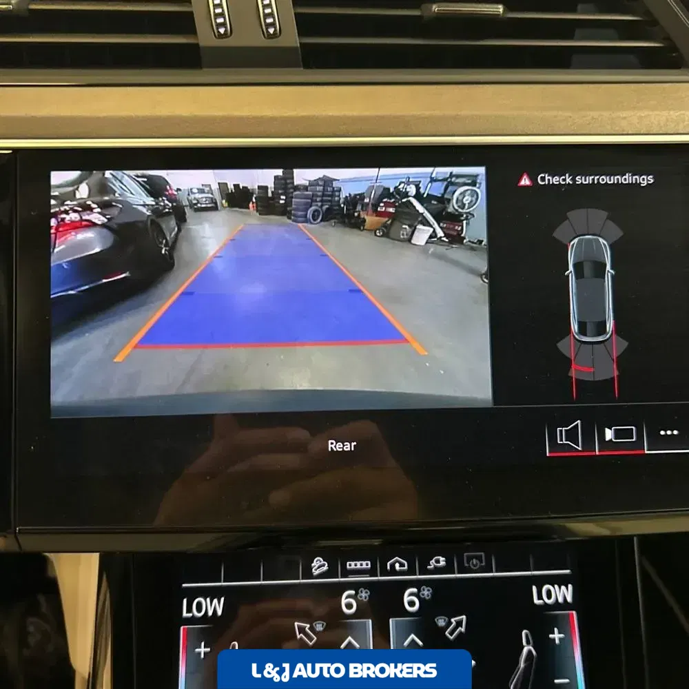2024 Audi Q8 e-tron S-Line Prem