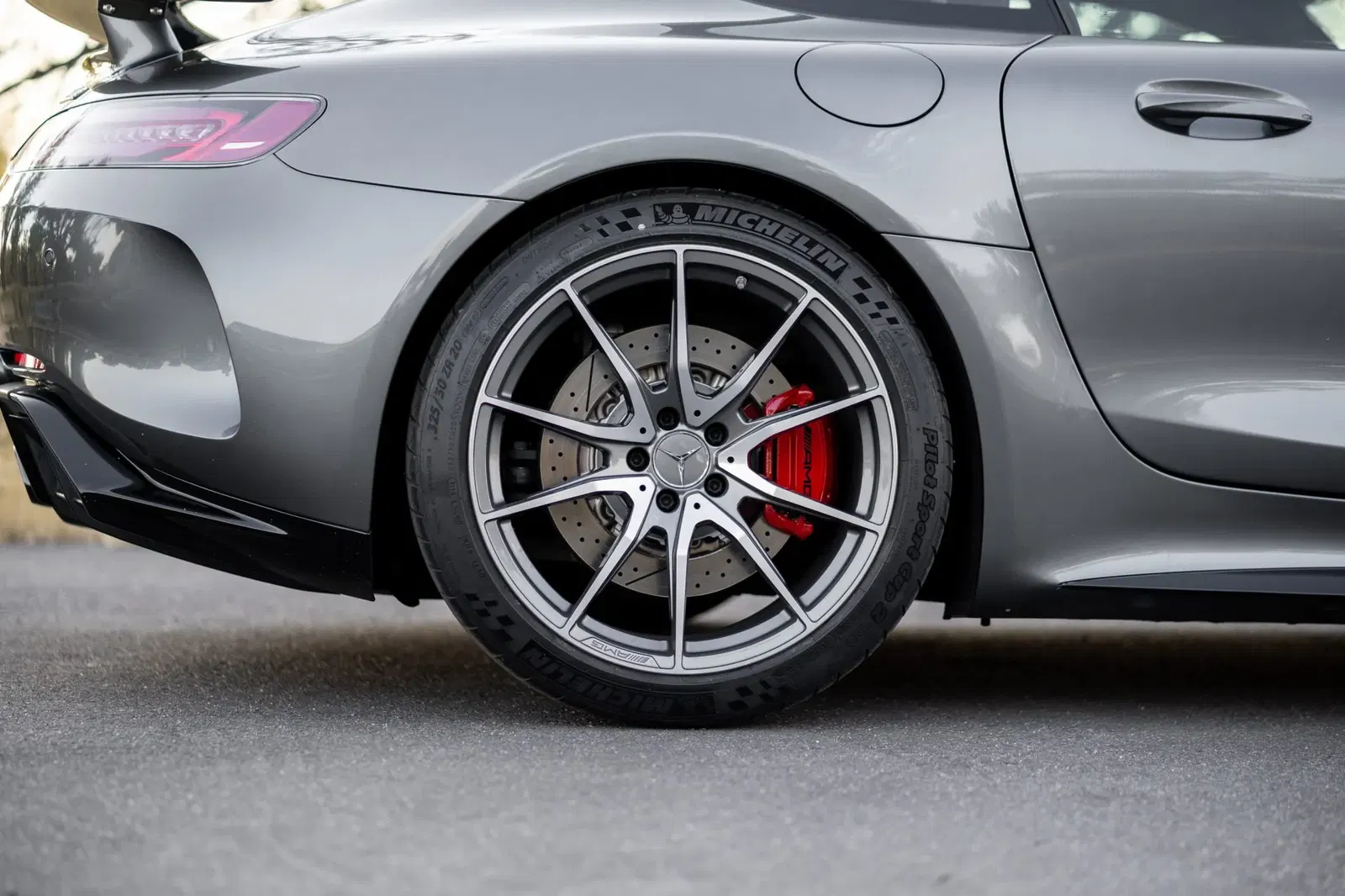 1,400-Mile 2019 Mercedes-AMG GTR