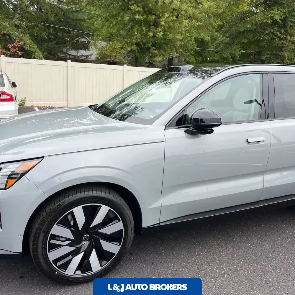 2025 Volvo EX90 Ultra