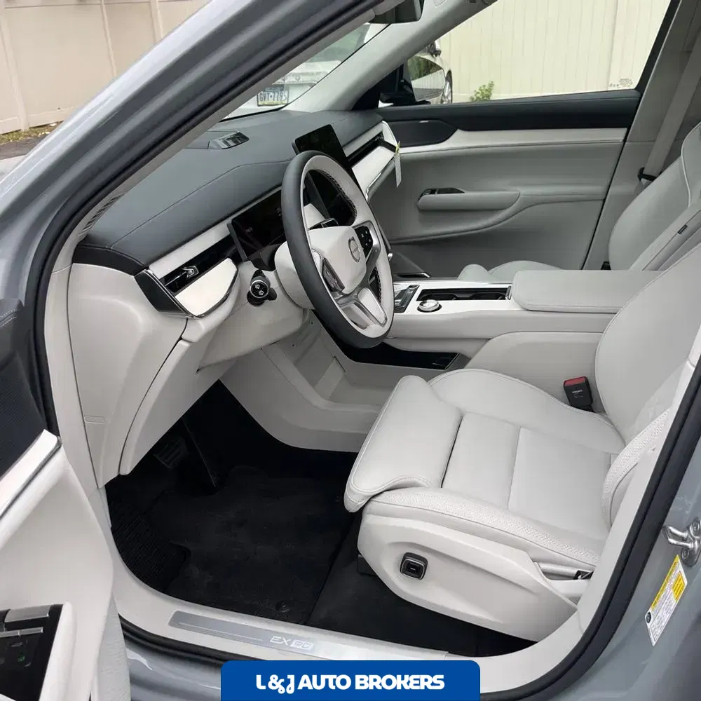 2025 Volvo EX90 Ultra