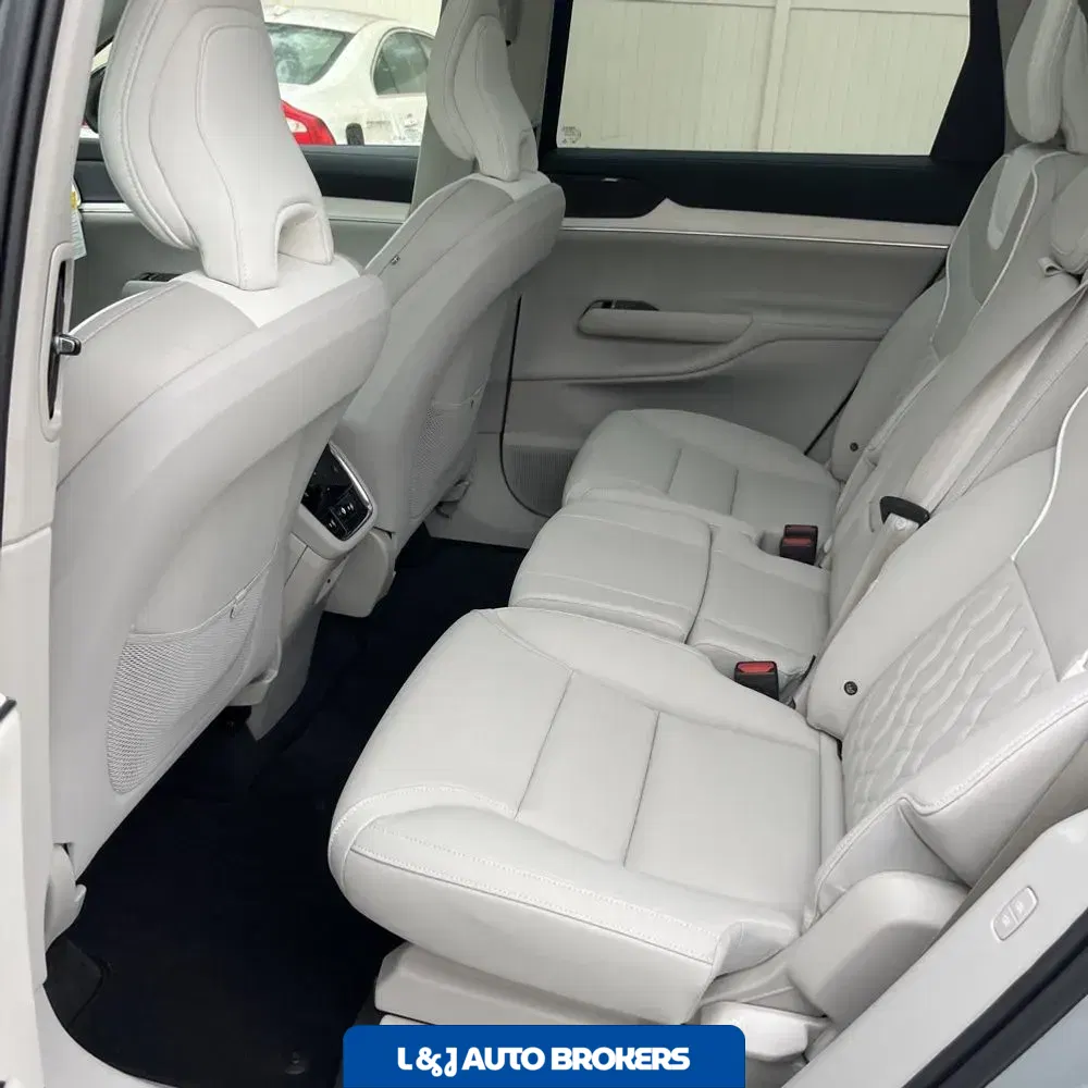 2025 Volvo EX90 Ultra