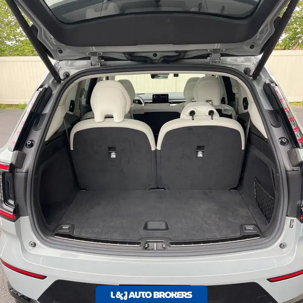 2025 Volvo EX90 Ultra