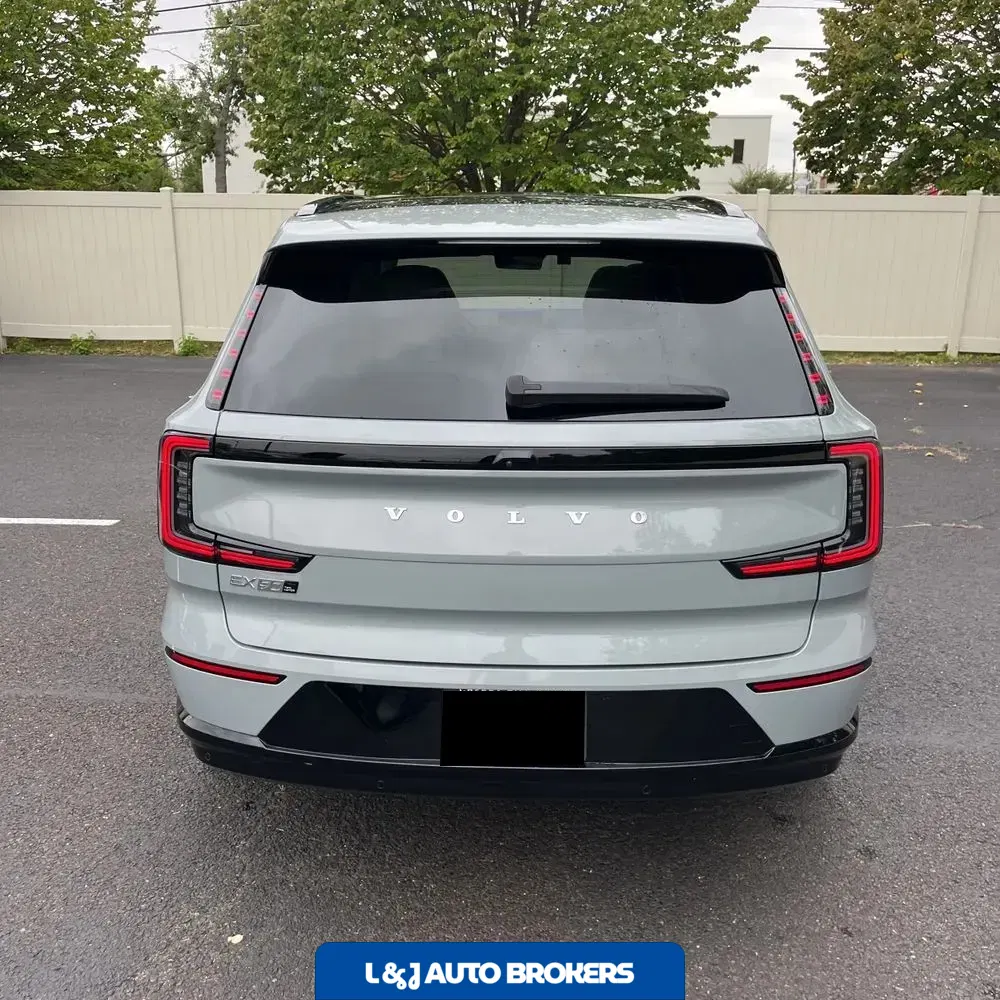 2025 Volvo EX90 Ultra