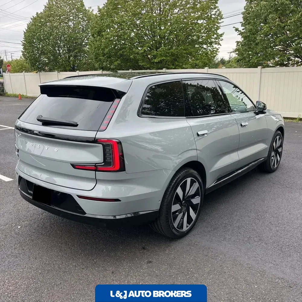 2025 Volvo EX90 Ultra