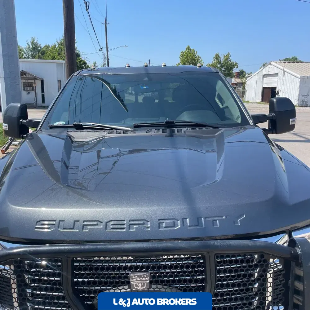 2020 Ford F-350 Super Duty Lariat
