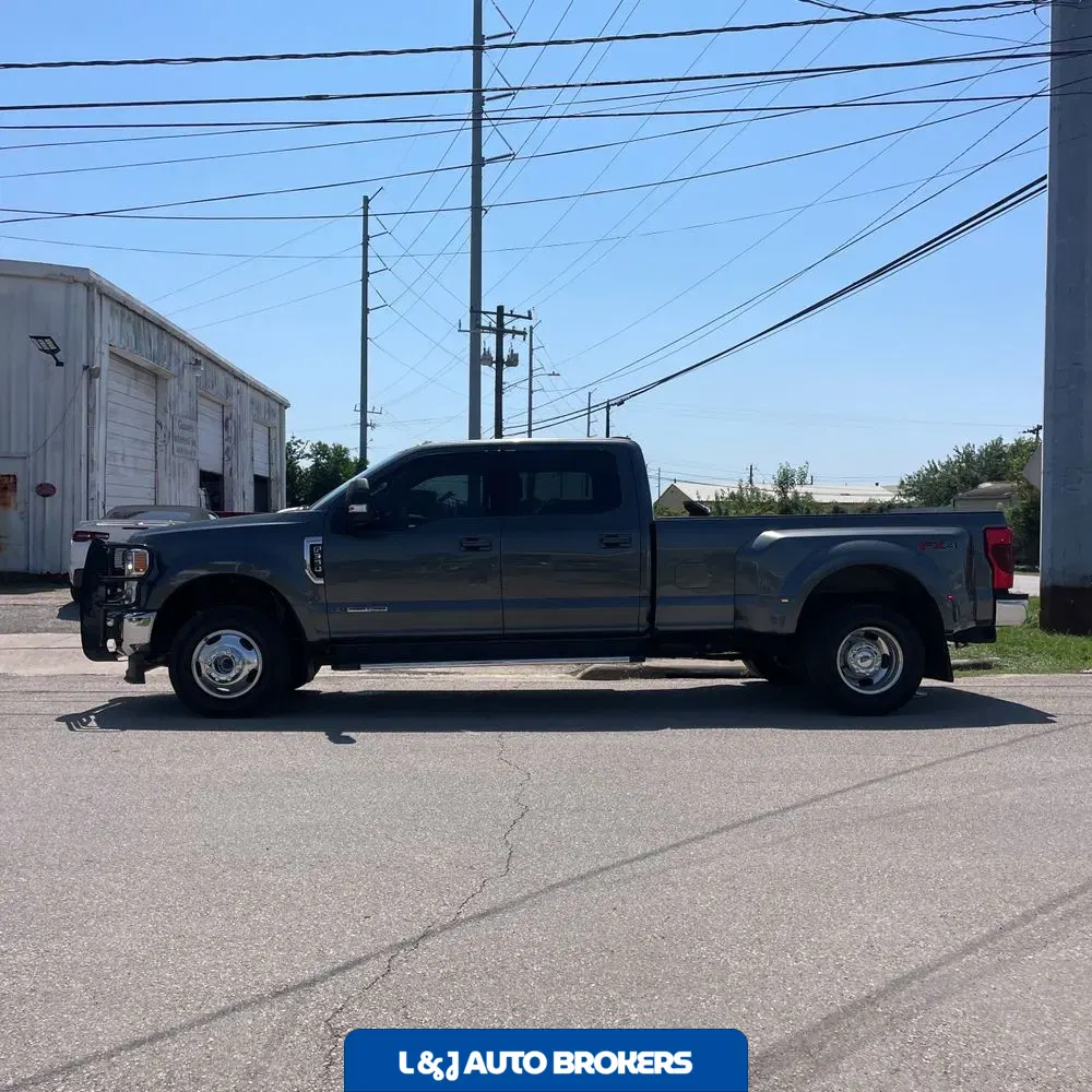 2020 Ford F-350 Super Duty Lariat