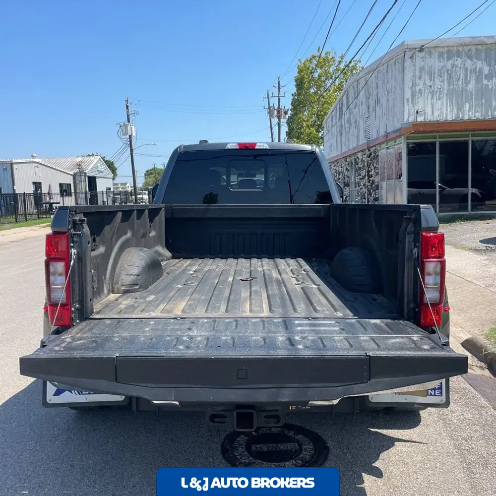 2020 Ford F-350 Super Duty Lariat