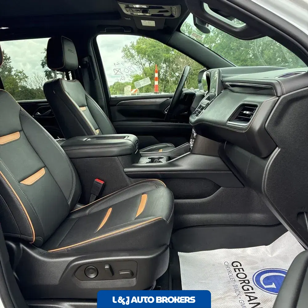 2023 GMC Yukon AT4