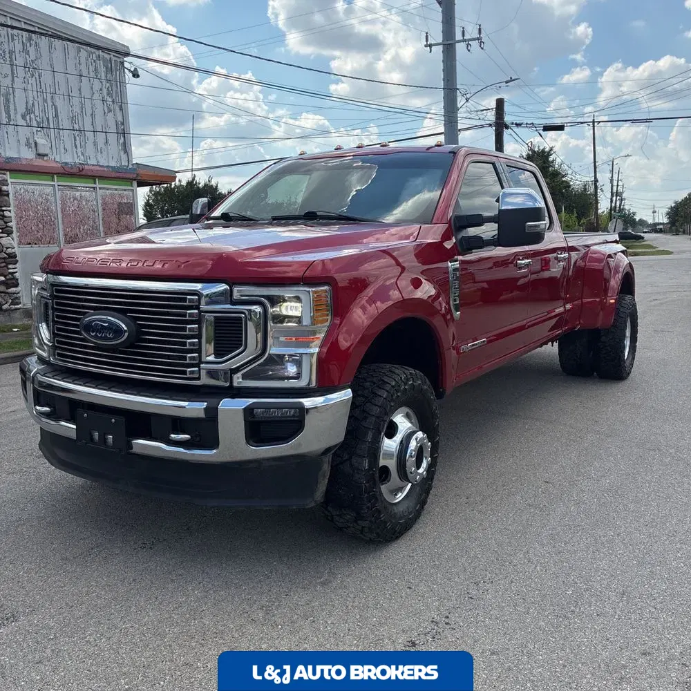 2022 Ford F-350 Super Duty Lariat