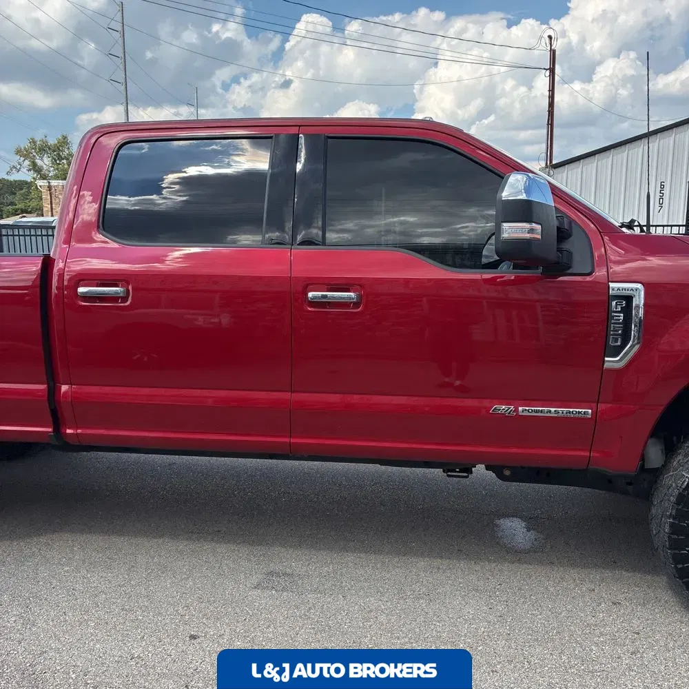 2022 Ford F-350 Super Duty Lariat
