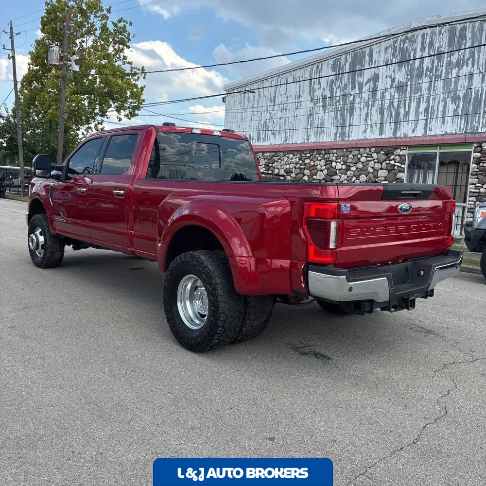 2022 Ford F-350 Super Duty Lariat