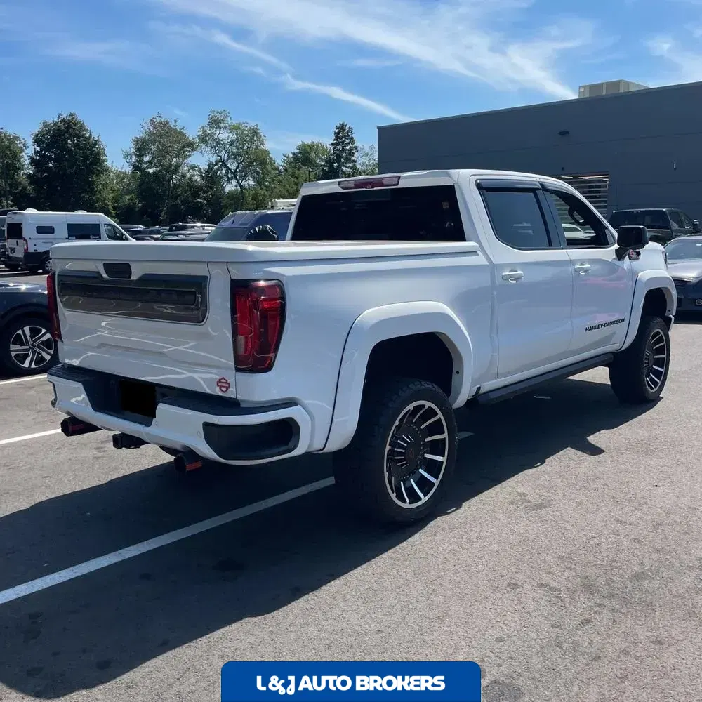 2023 GMC Sierra 1500 AT4