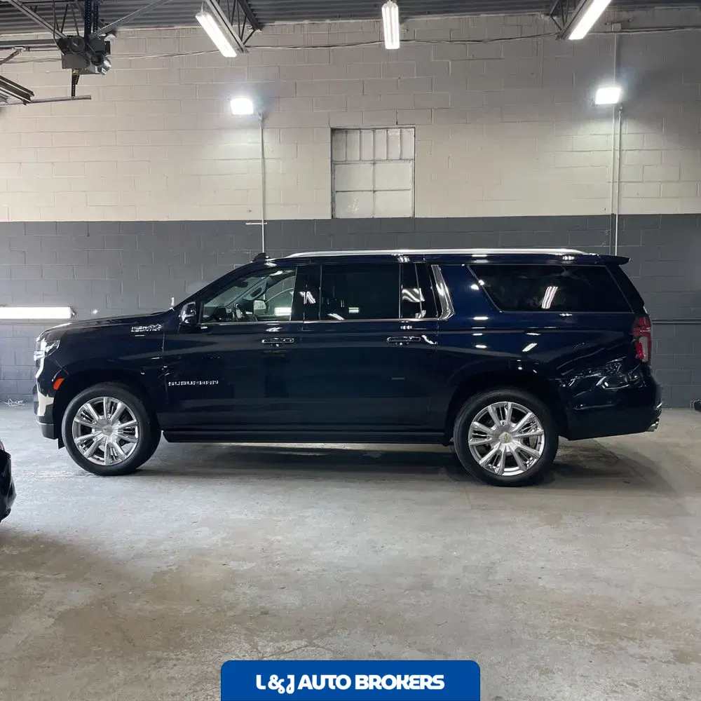 2021 Chevrolet Suburban High Country