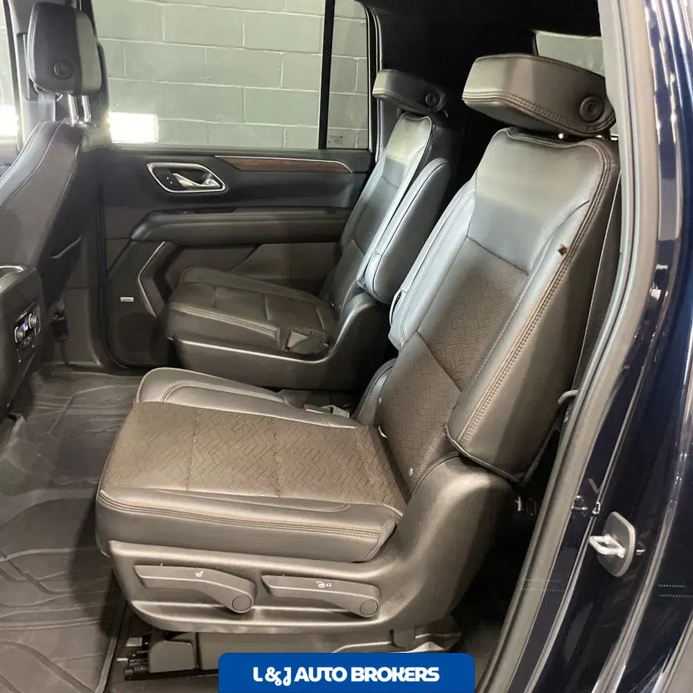 2021 Chevrolet Suburban High Country