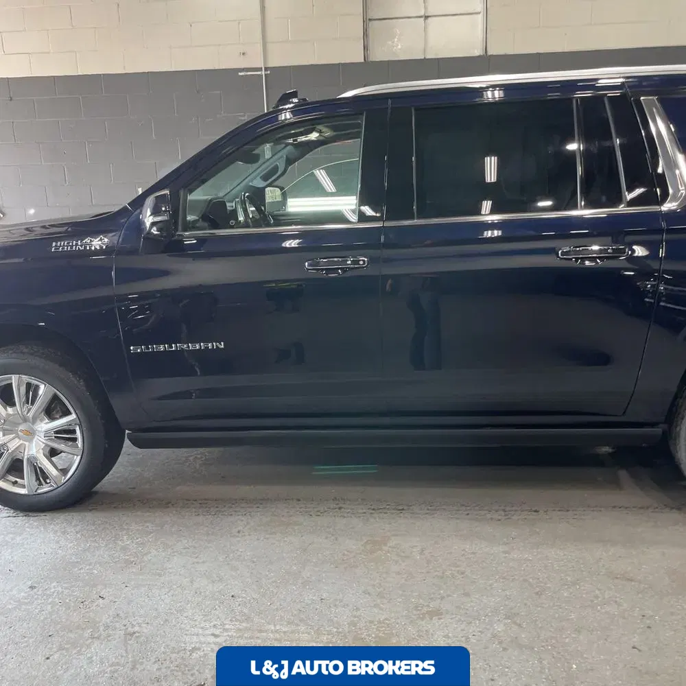 2021 Chevrolet Suburban High Country
