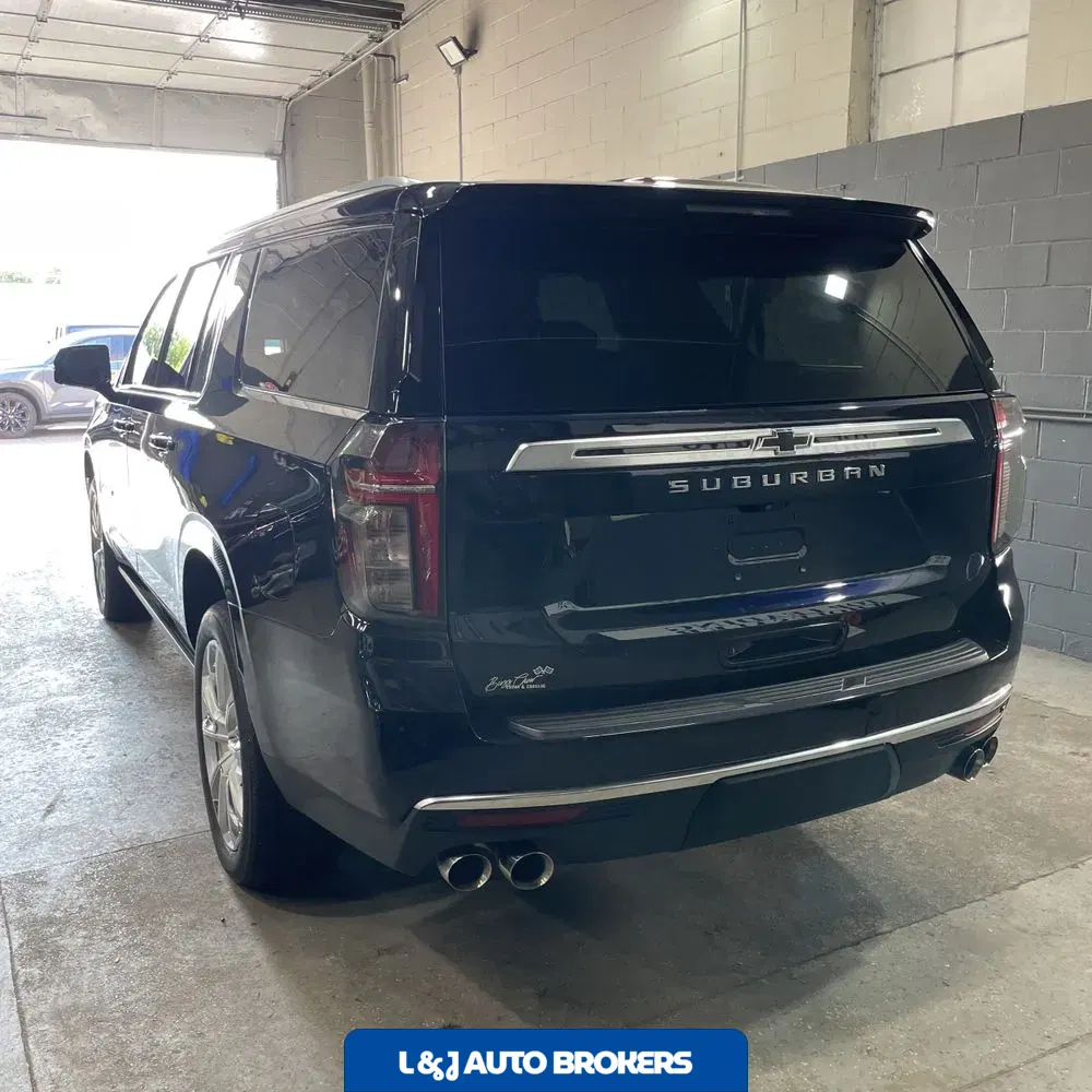 2021 Chevrolet Suburban High Country
