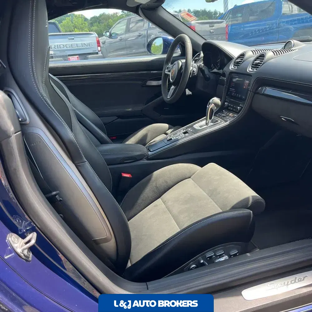 2023 Porsche 718 Boxster Spyder