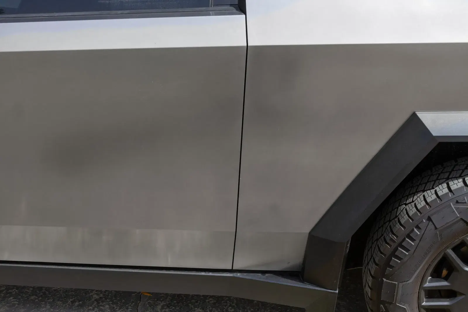 2024 Tesla Cybertruck AWD Foundation Series