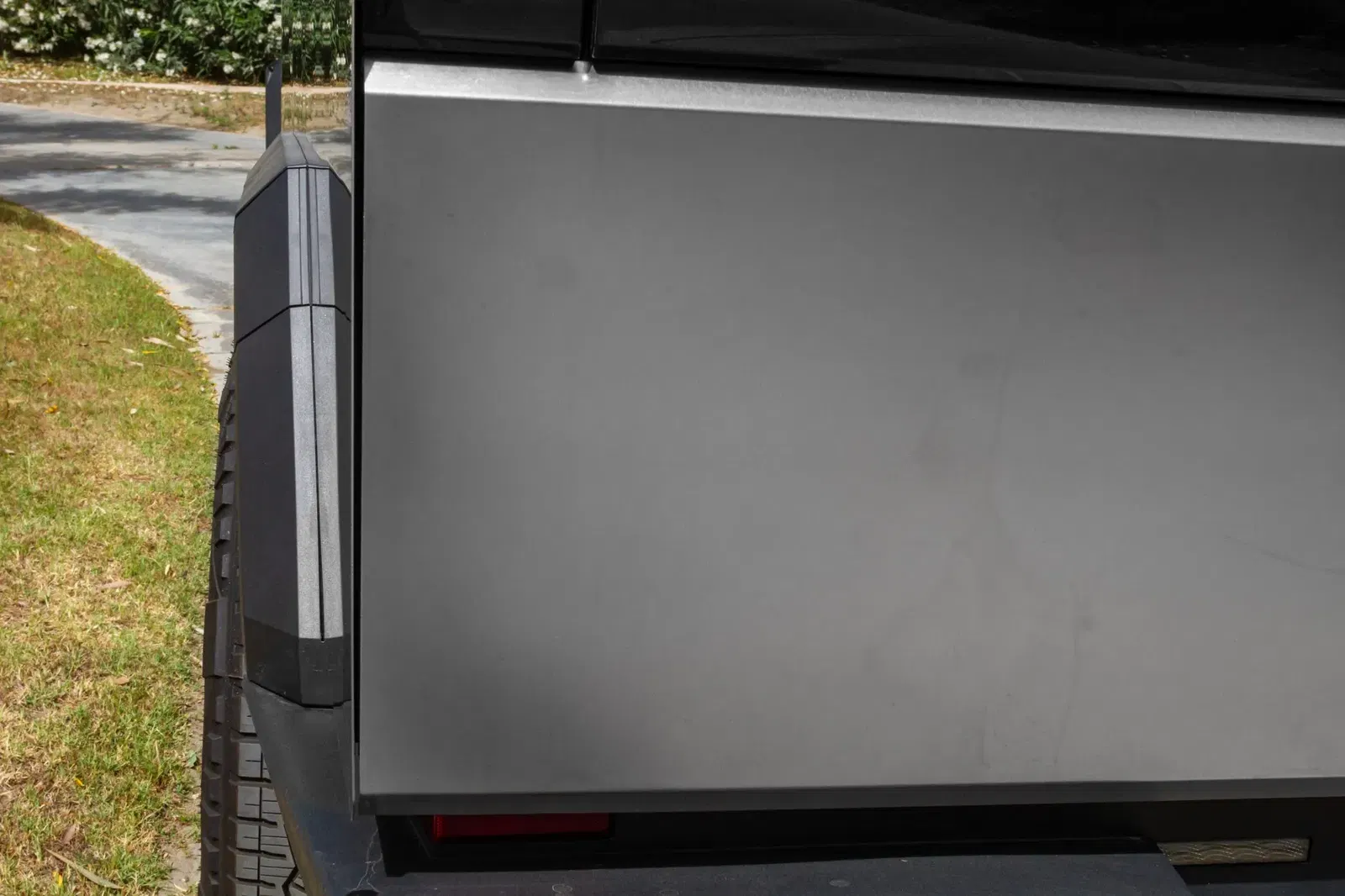 2024 Tesla Cybertruck AWD Foundation Series