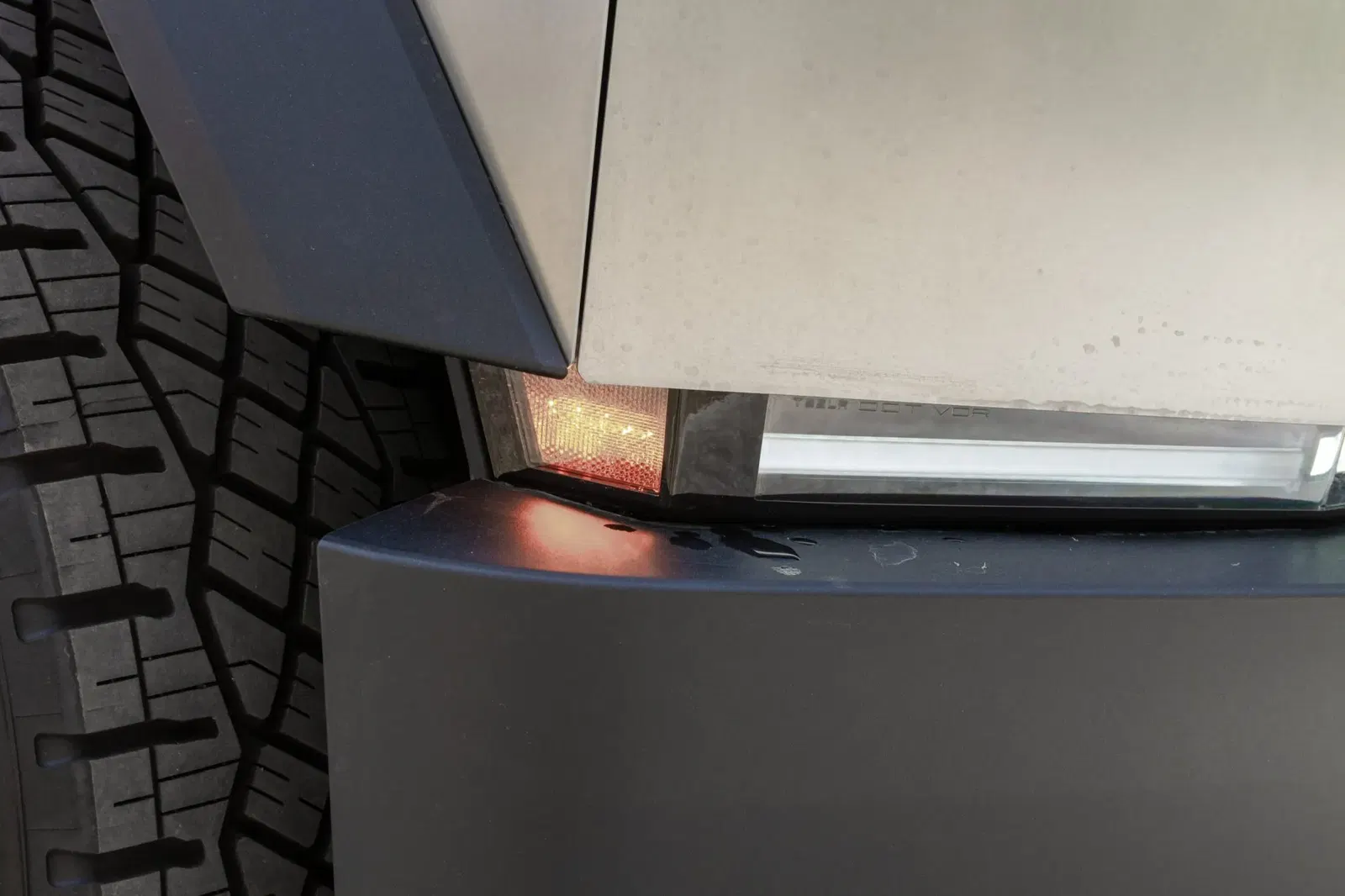 2024 Tesla Cybertruck AWD Foundation Series