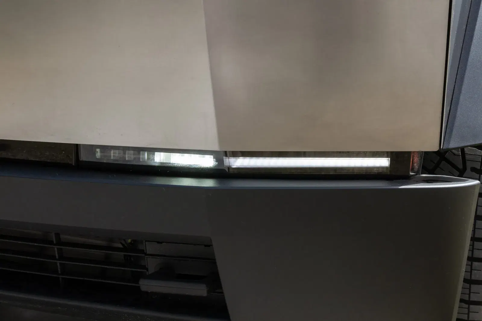 2024 Tesla Cybertruck AWD Foundation Series