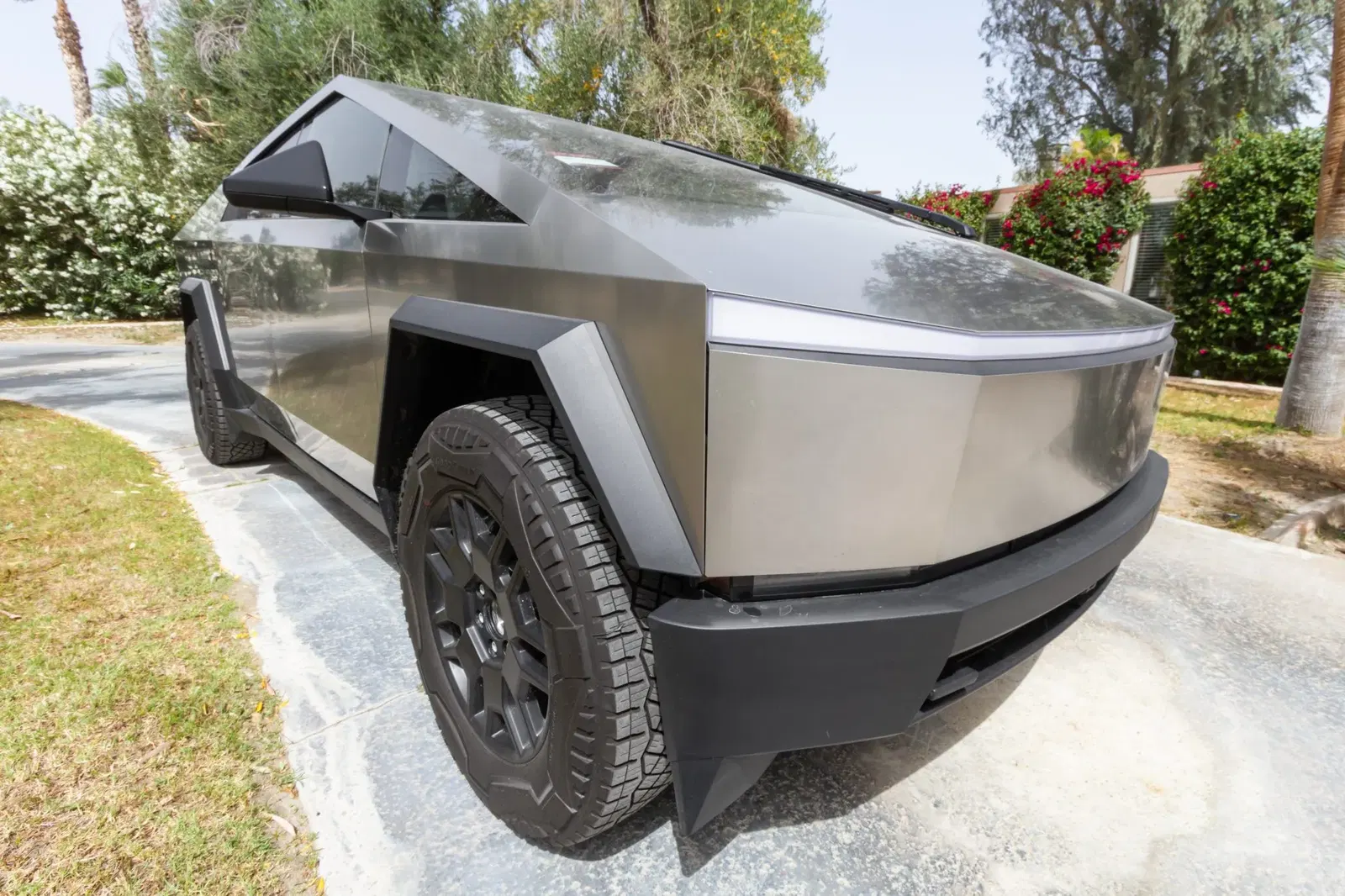 2024 Tesla Cybertruck AWD Foundation Series