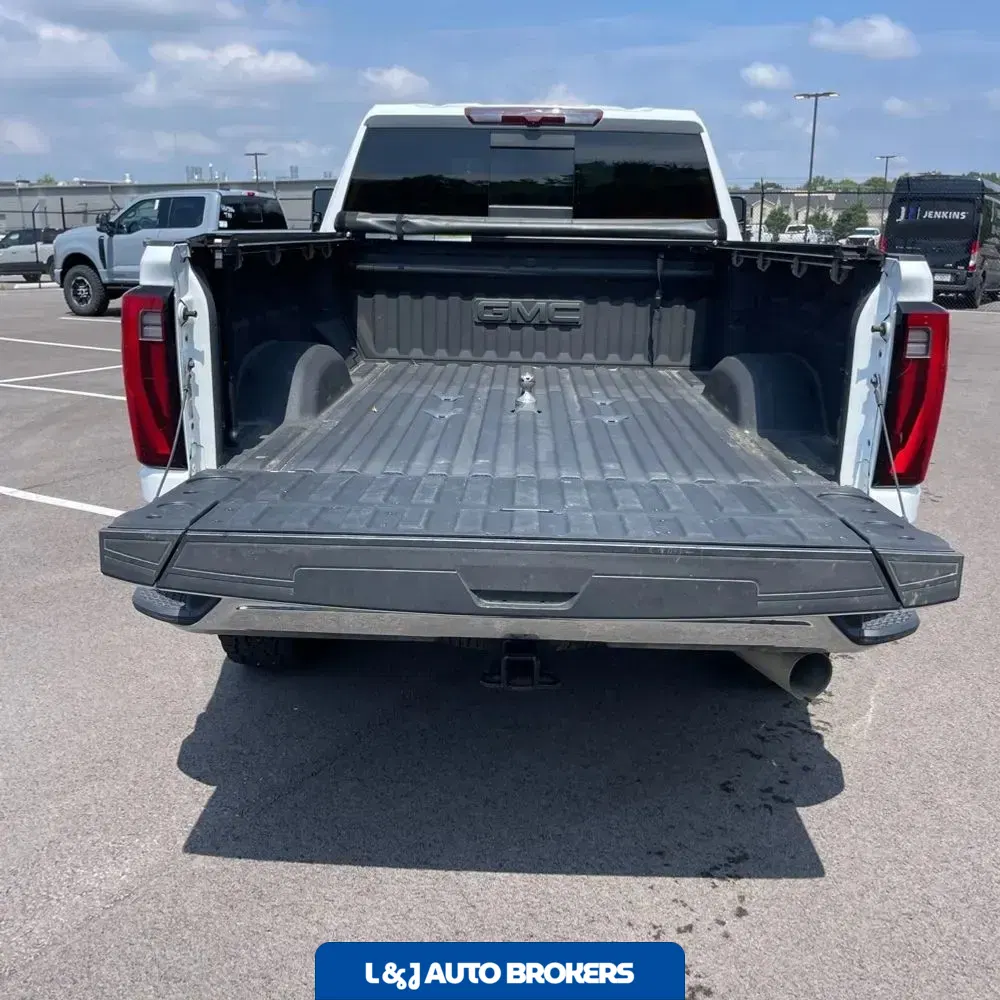 2024 GMC Sierra 2500HD SLT