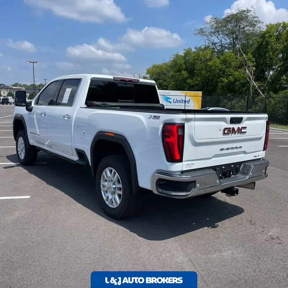 2024 GMC Sierra 2500HD SLT