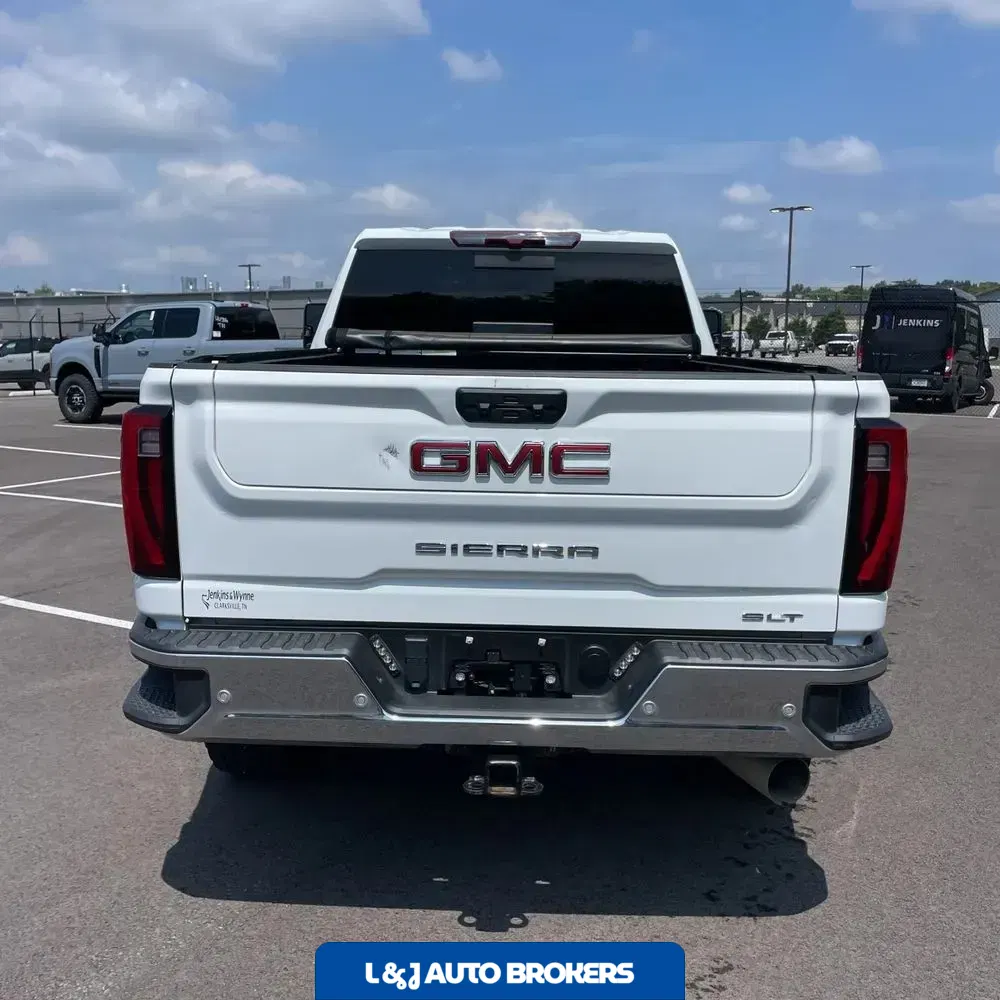 2024 GMC Sierra 2500HD SLT