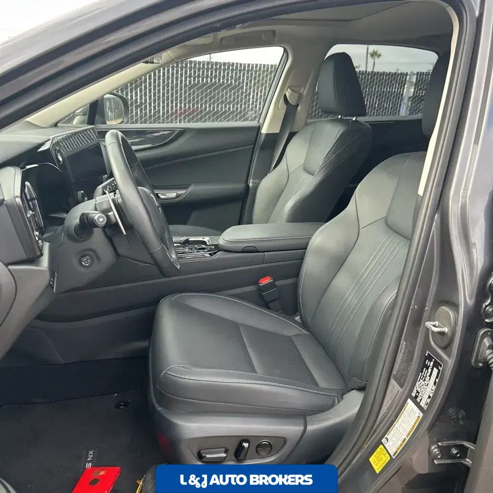 2025 Lexus NX 350h Premium