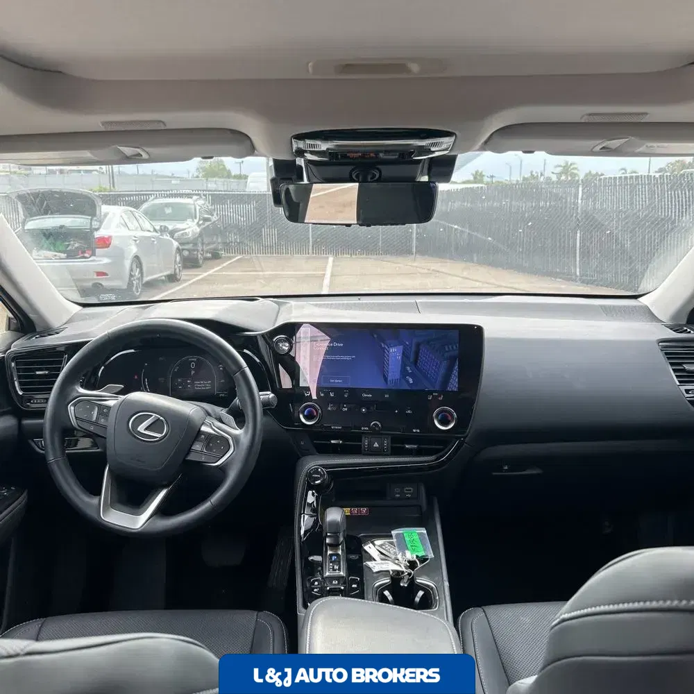 2025 Lexus NX 350h Premium