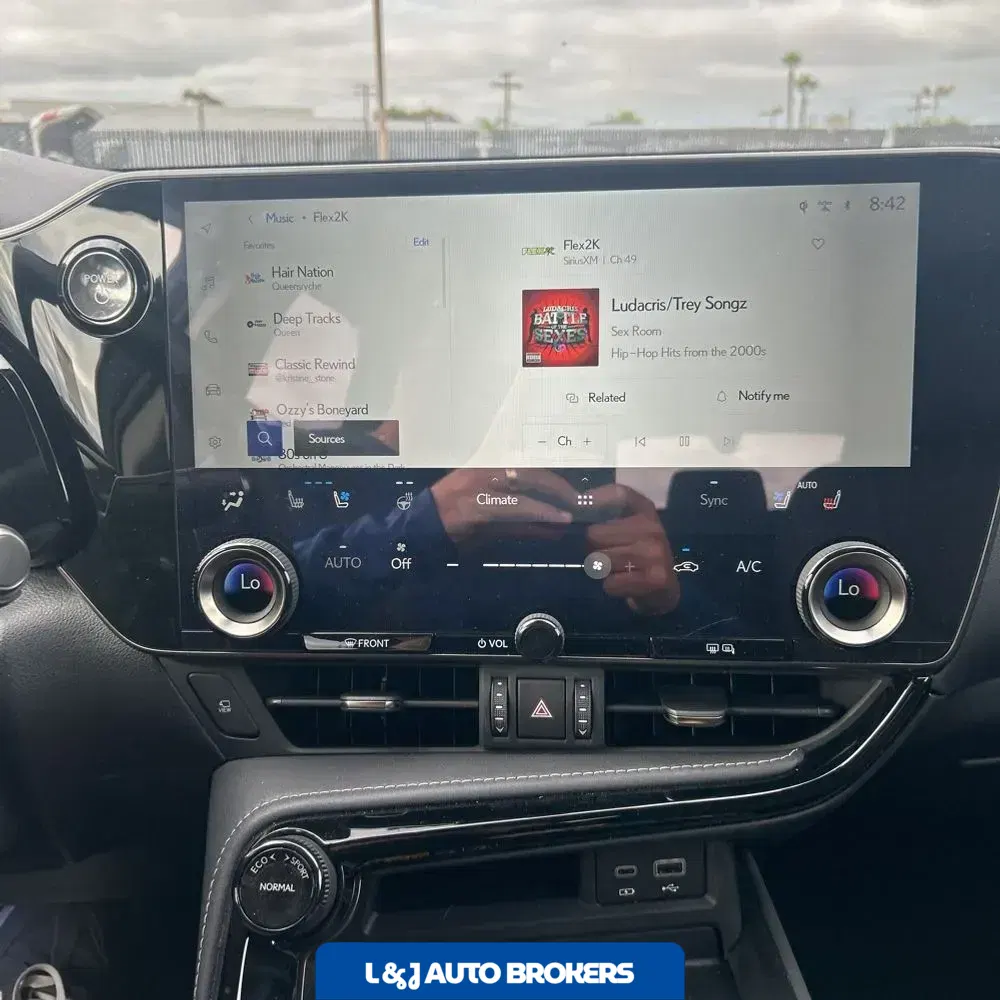 2025 Lexus NX 350h Premium