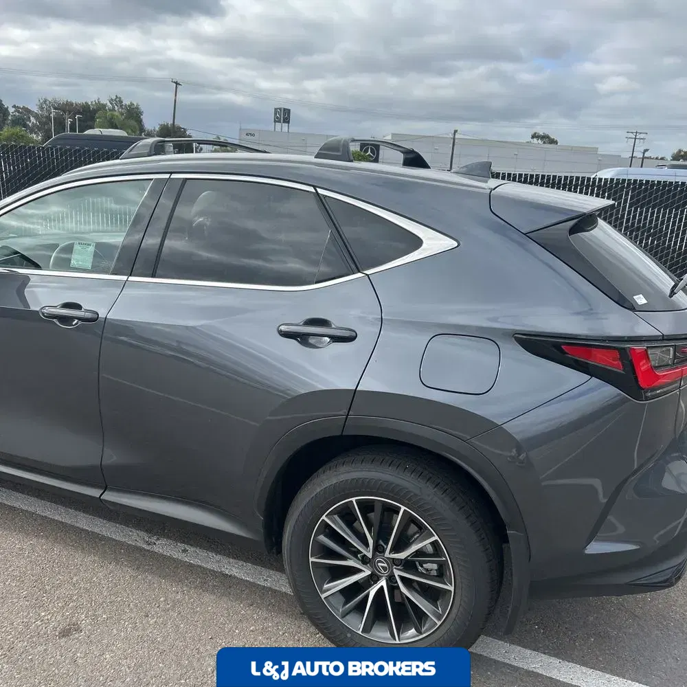 2025 Lexus NX 350h Premium