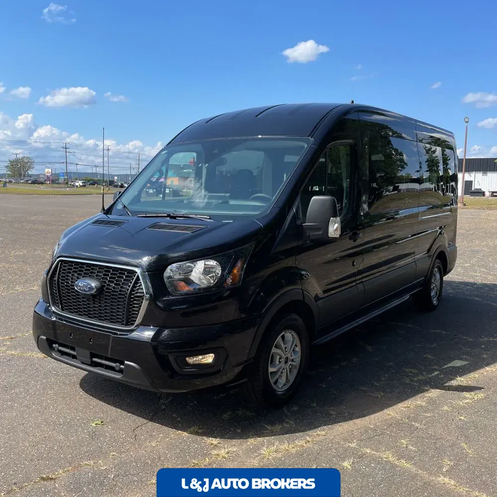 2025 Ford Transit 350 XLT