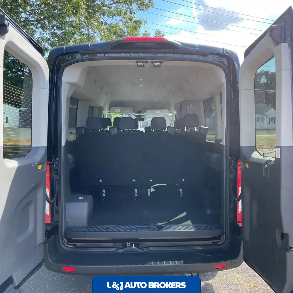 2025 Ford Transit 350 XLT