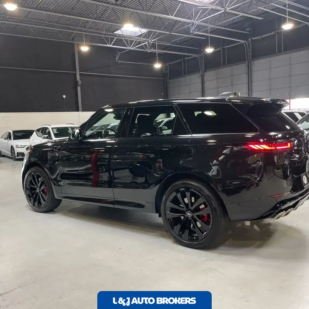 2023 Land Rover Range Rover Sport First Edition
