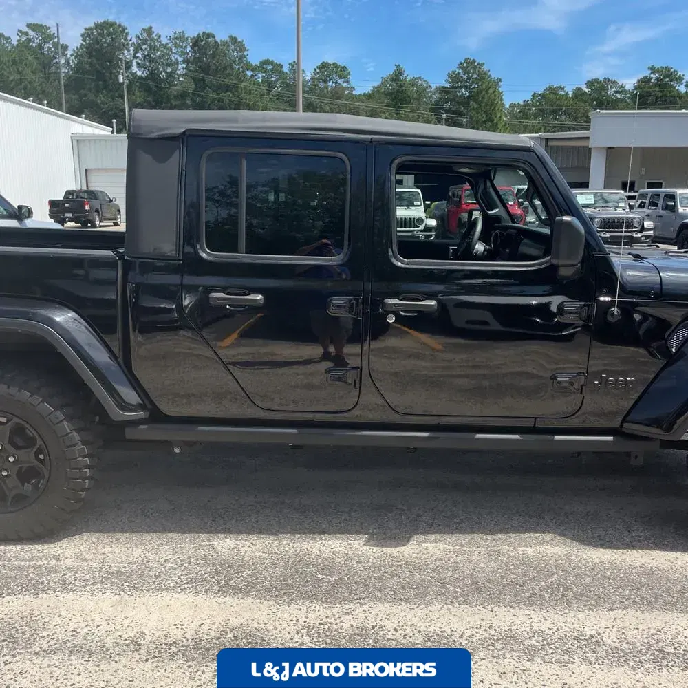 2023 Jeep Gladiator Willys
