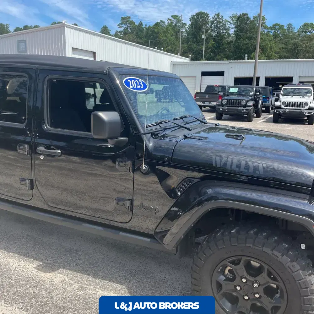 2023 Jeep Gladiator Willys
