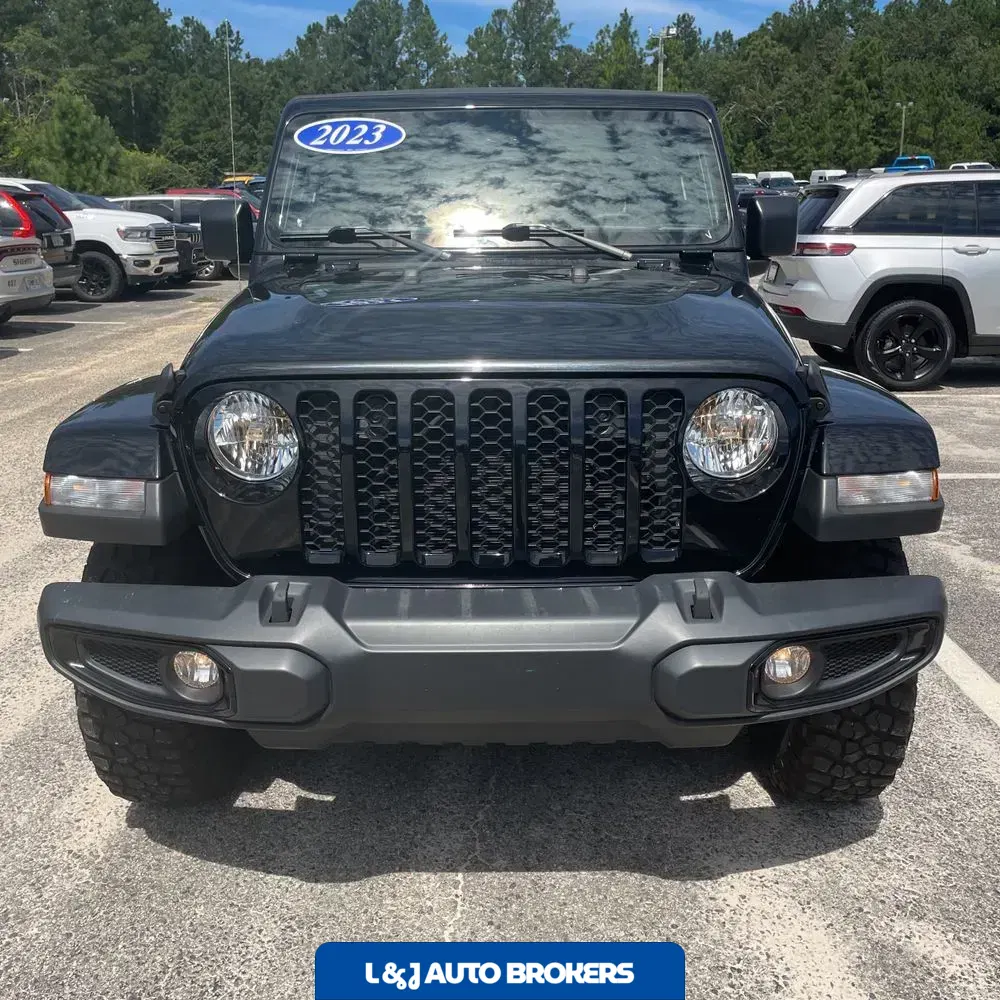 2023 Jeep Gladiator Willys