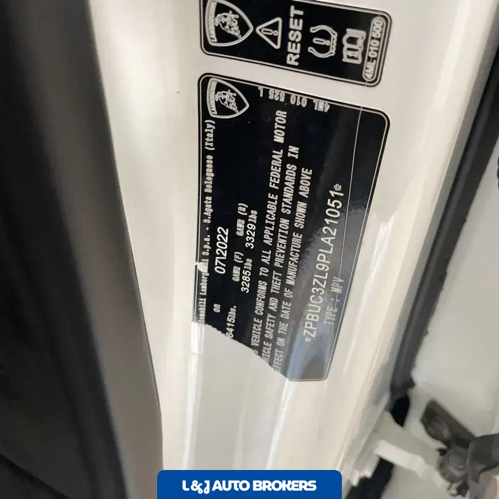 2023 Lamborghini Urus Base