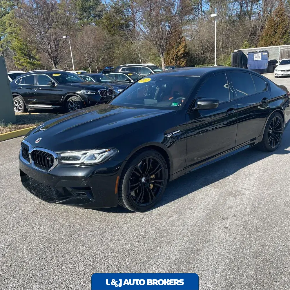 2023 BMW M5