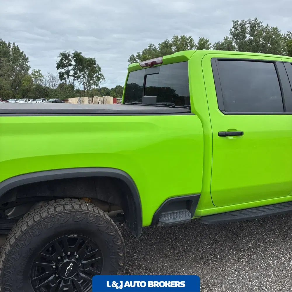 2025 Chevrolet Silverado 2500 ZR2