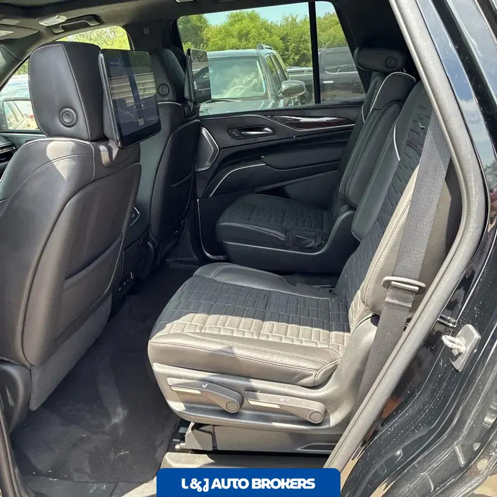 2023 Cadillac Escalade Sport Platinum